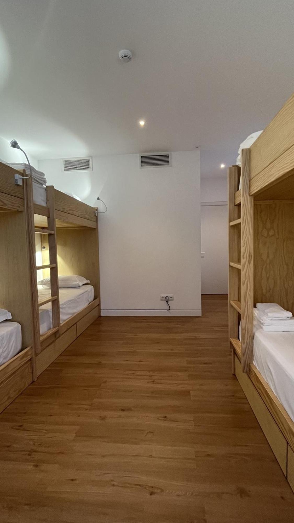 Matriz 55, Hostel & Suites 蓬塔德尔加达 外观 照片